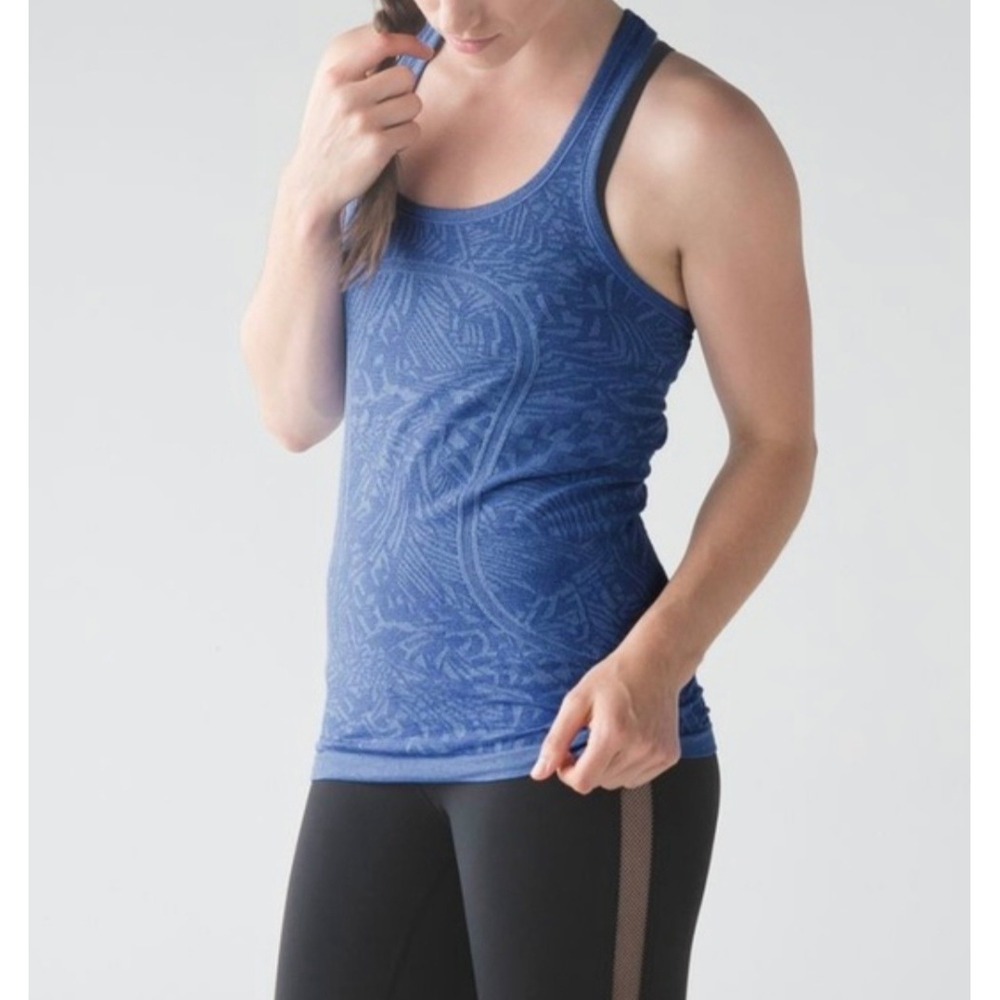 Lululemon Swiftly Tech Racerback Tank Top Blue Palm Jacquard Size 4